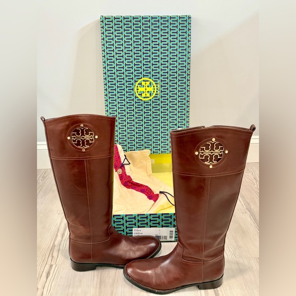 Tory Burch Shoes - TORY BURCH Kiernan Almond Brown Galleon Leather Tall Logo Boots Size 7.5 EUC